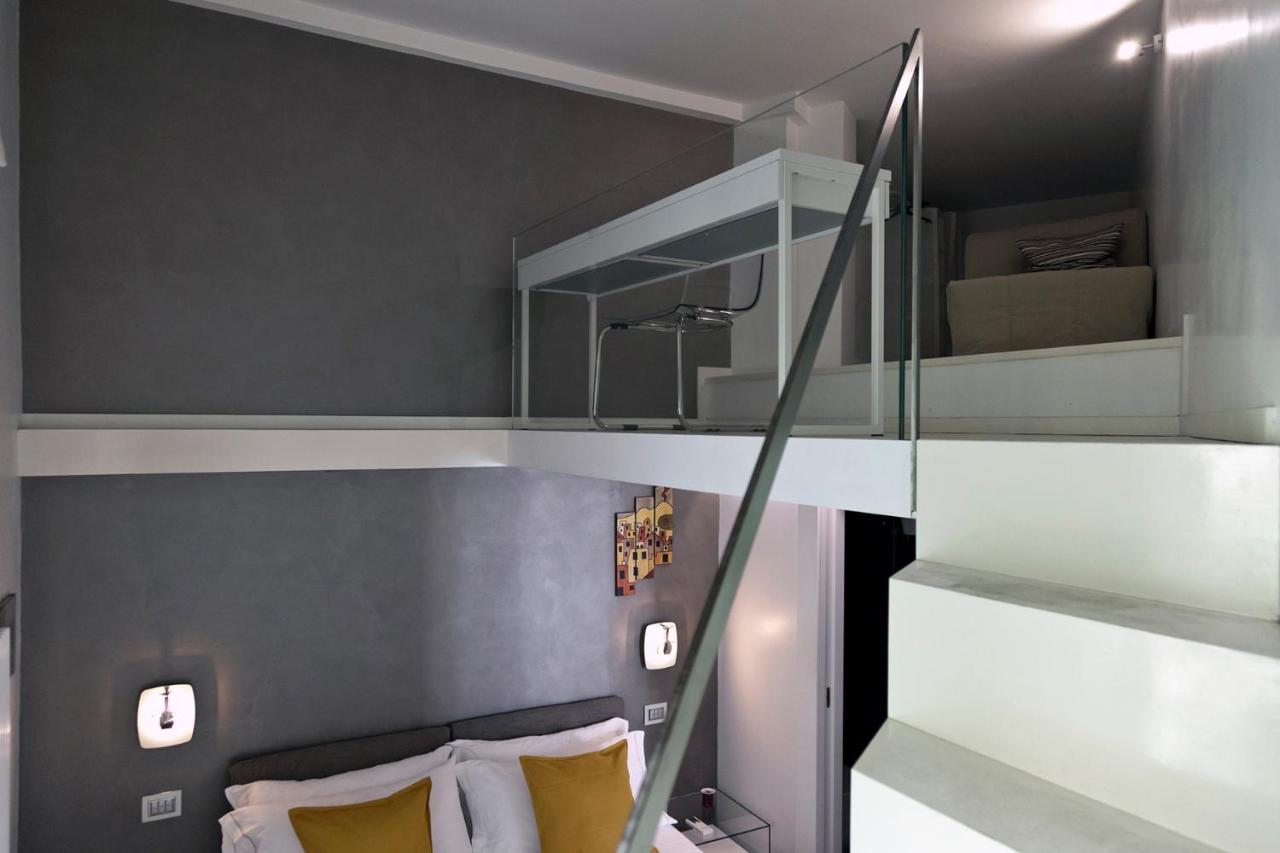 Elegant Apartment At Chiaia By Wonderful Italy Nápoles Exterior foto